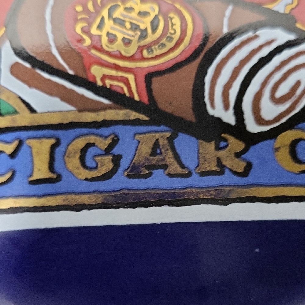 Blue Ashtray - Picture 12 of 13